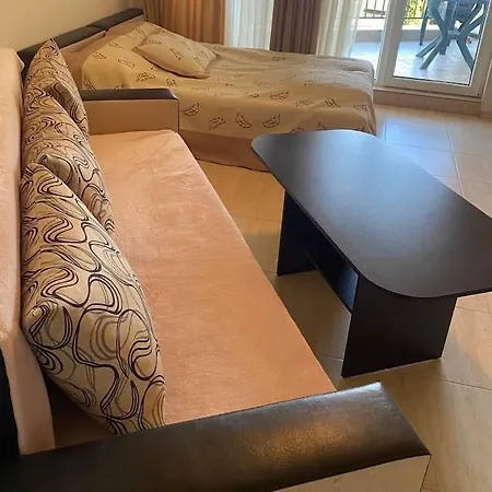Midia Family Resort, * أهيلوي