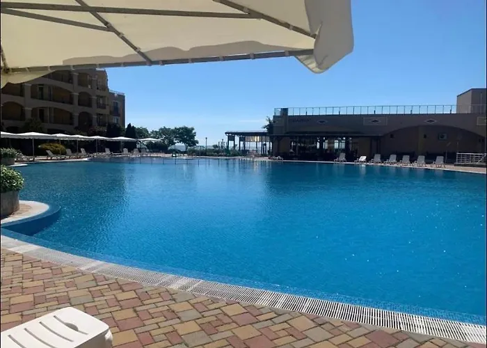 Midia Family Resort,