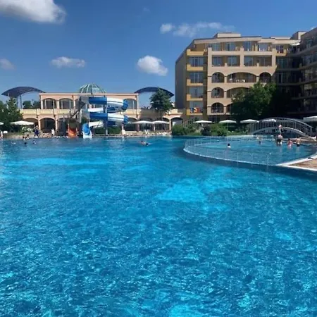 Midia Family Resort,